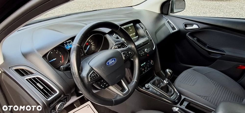 Ford Focus 2.0 TDCi Titanium ASS - 14