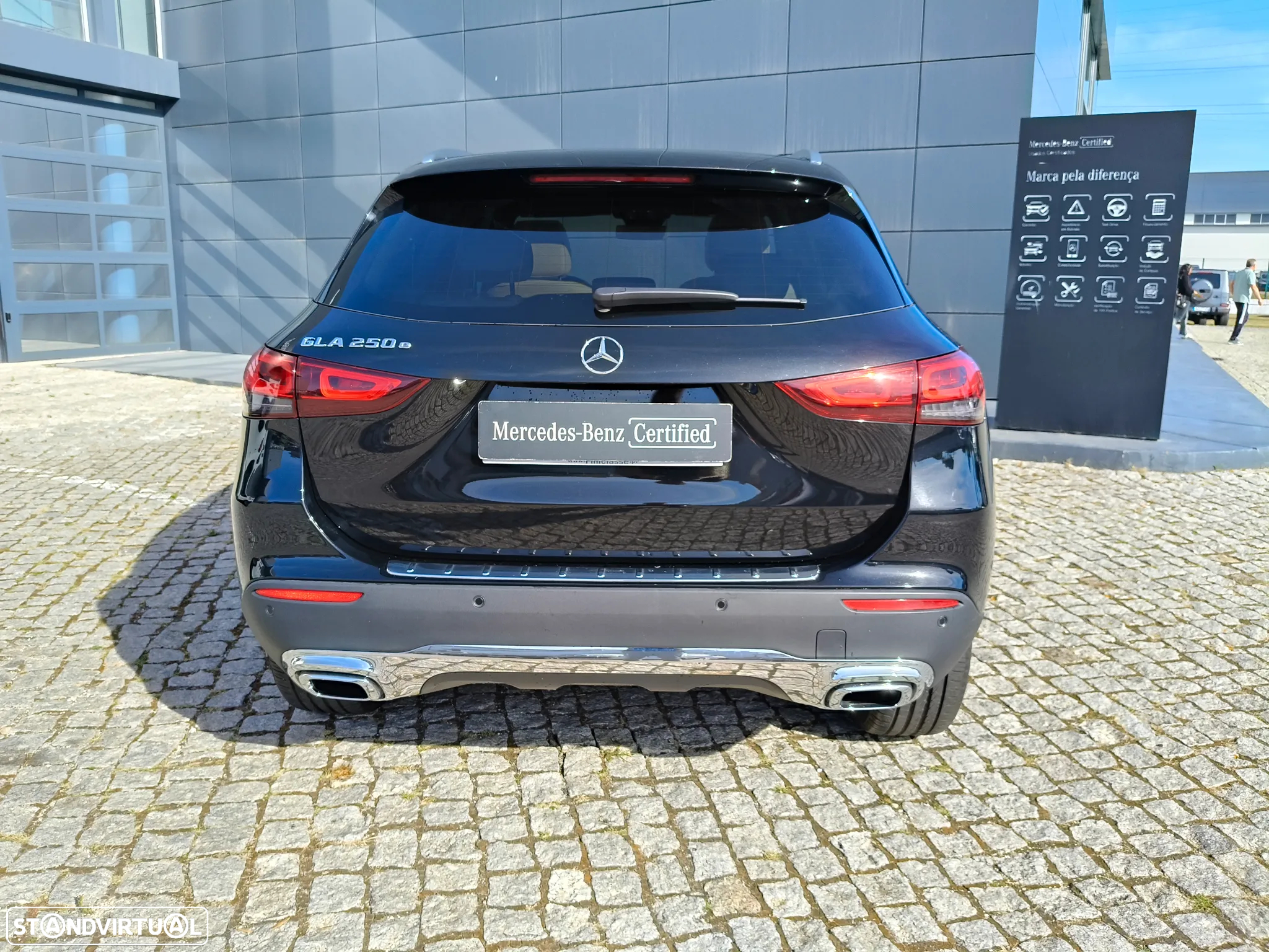 Mercedes-Benz GLA 250 e Progressive - 11