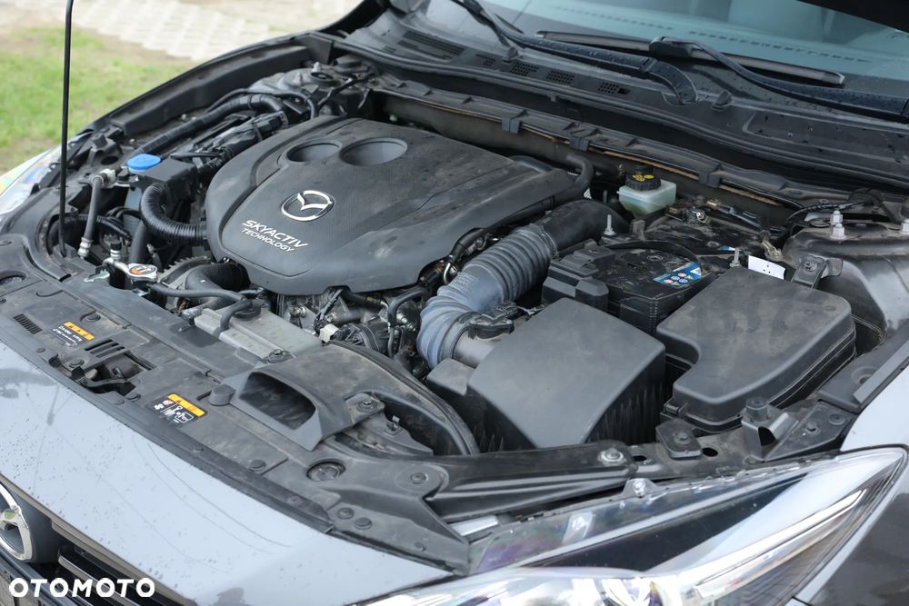 Mazda 3 - 6
