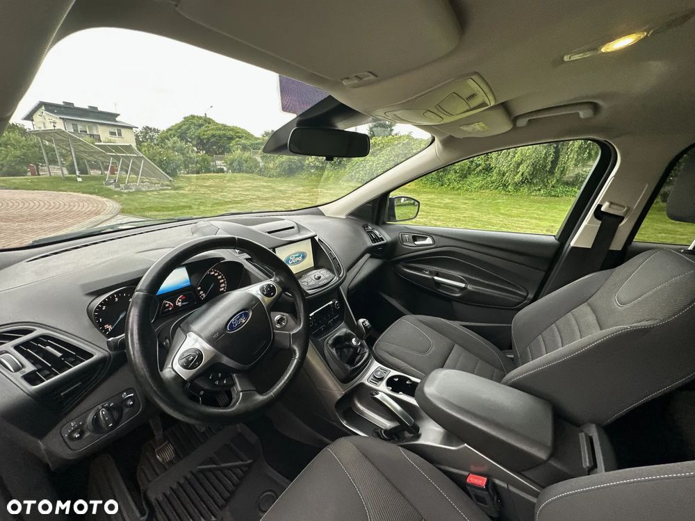 Ford Kuga 2.0 TDCi 2x4 SYNC - 29