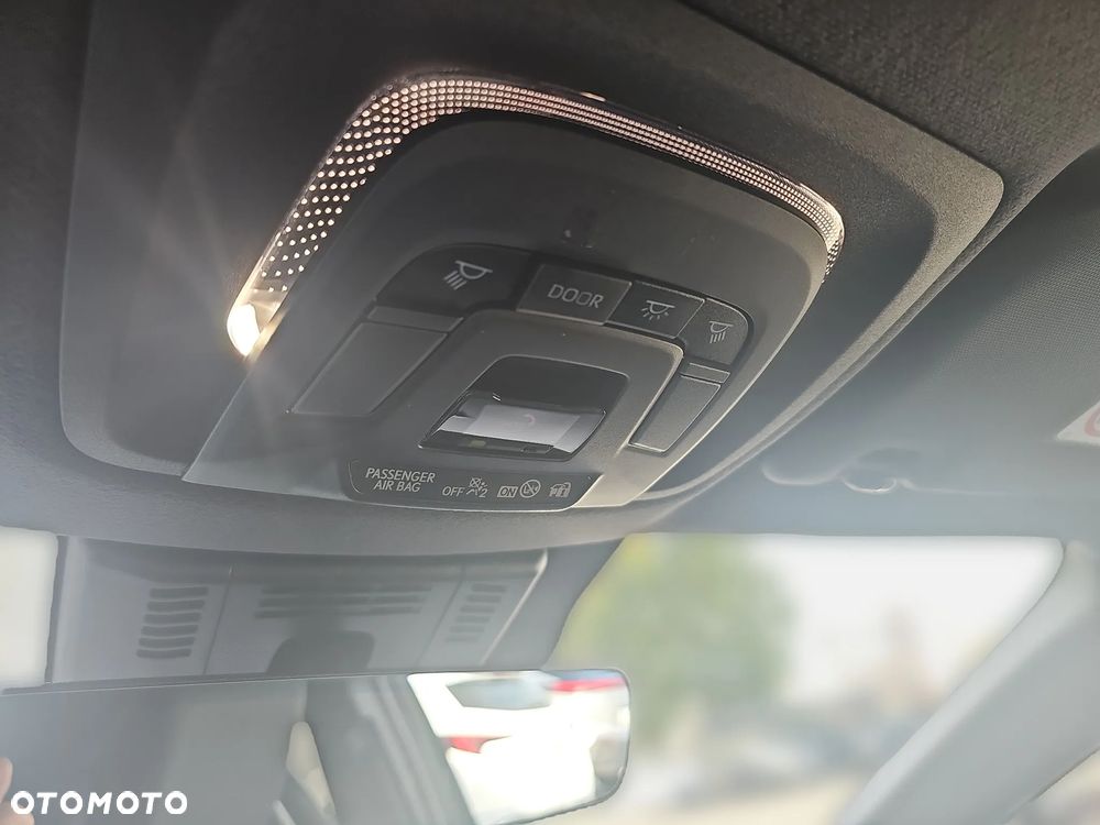 Toyota C-HR 2.0 PHEV Dynamic Force Executive - 28