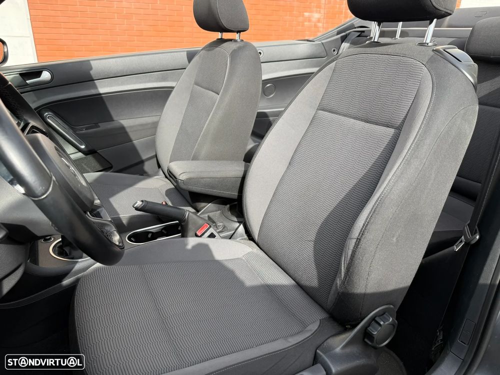 VW New Beetle Cabriolet 1.6 TDi Design - 14