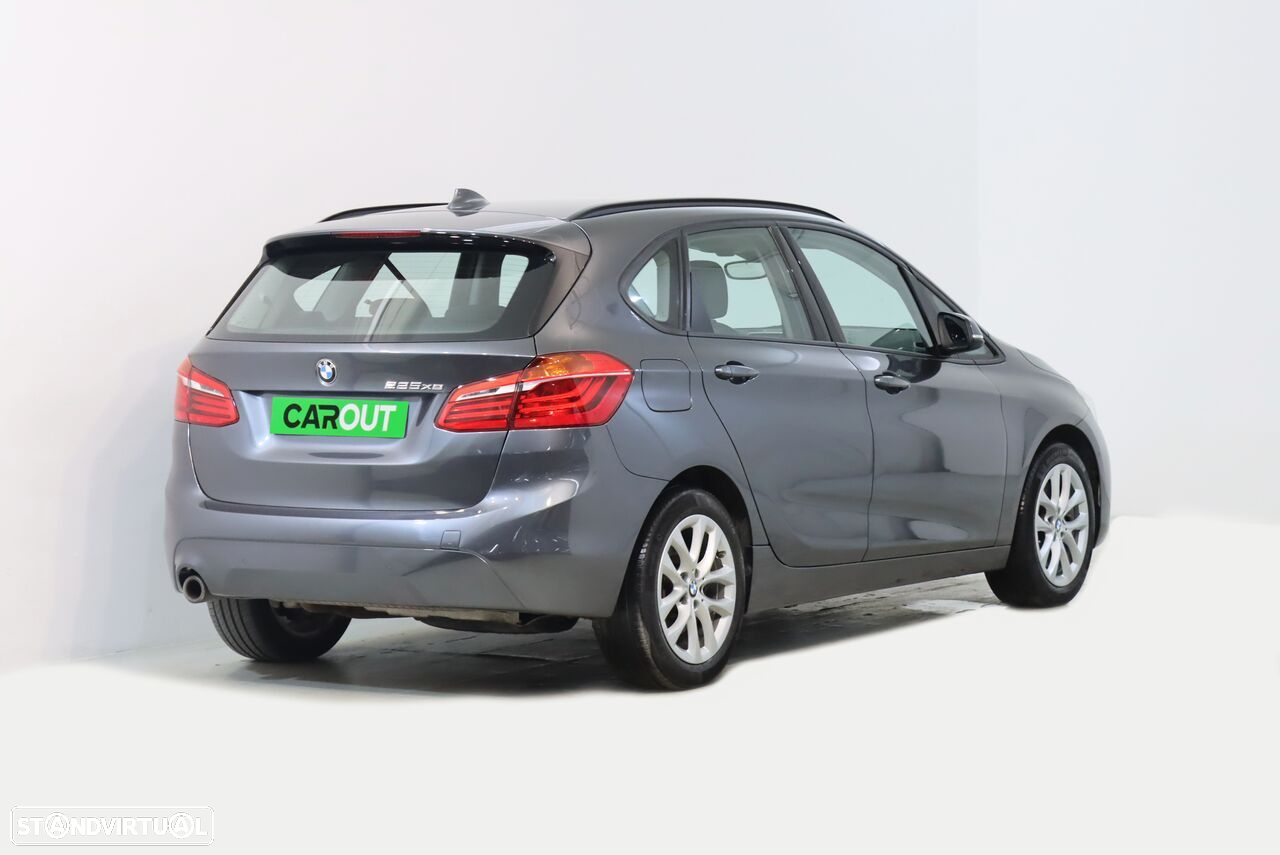 BMW 225xe Active Tourer Advantage - 2