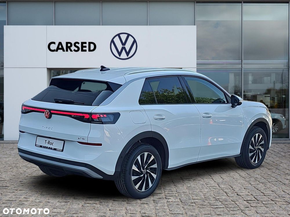 Volkswagen T-Roc - 8