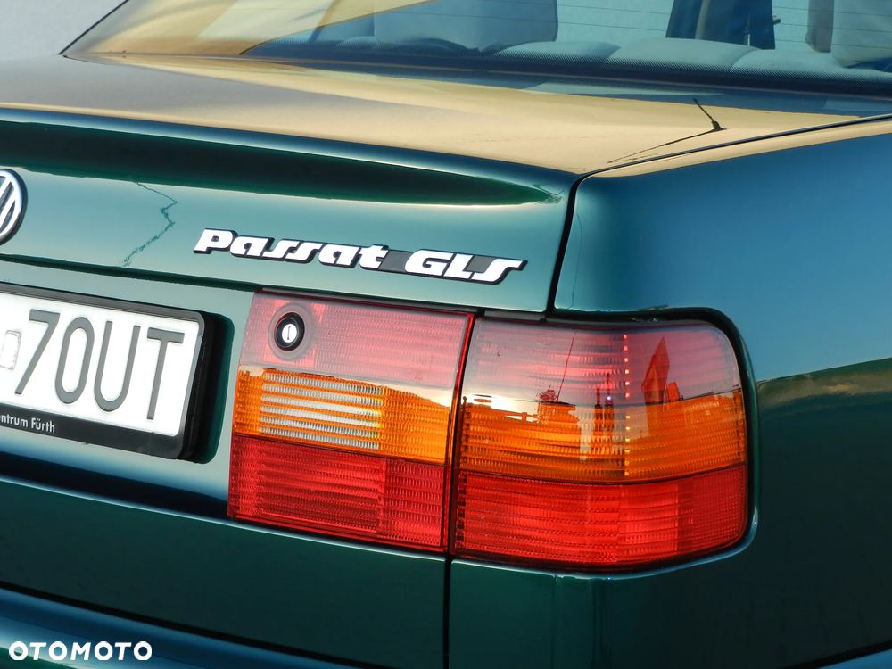 Volkswagen Passat - 10