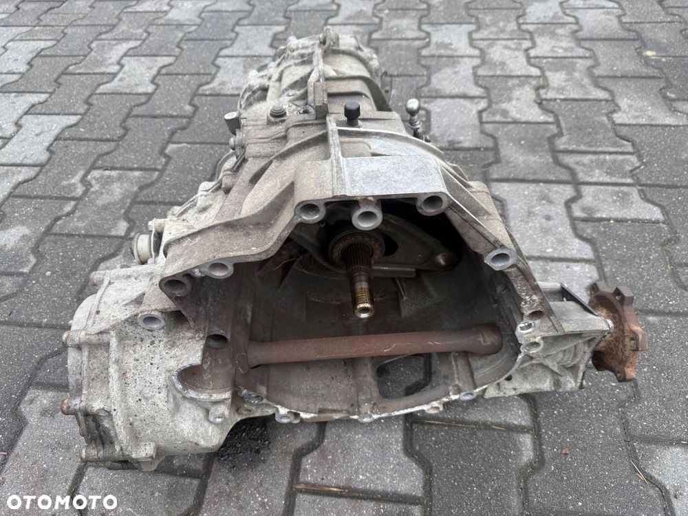 SKRZYNIA BIEGÓW 2.0 TDI LLW A4 B8 2009 - 3