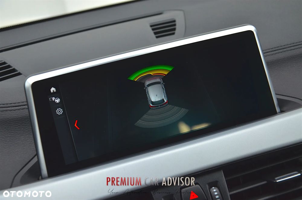 BMW X2 sDrive18i Advantage Plus - 24