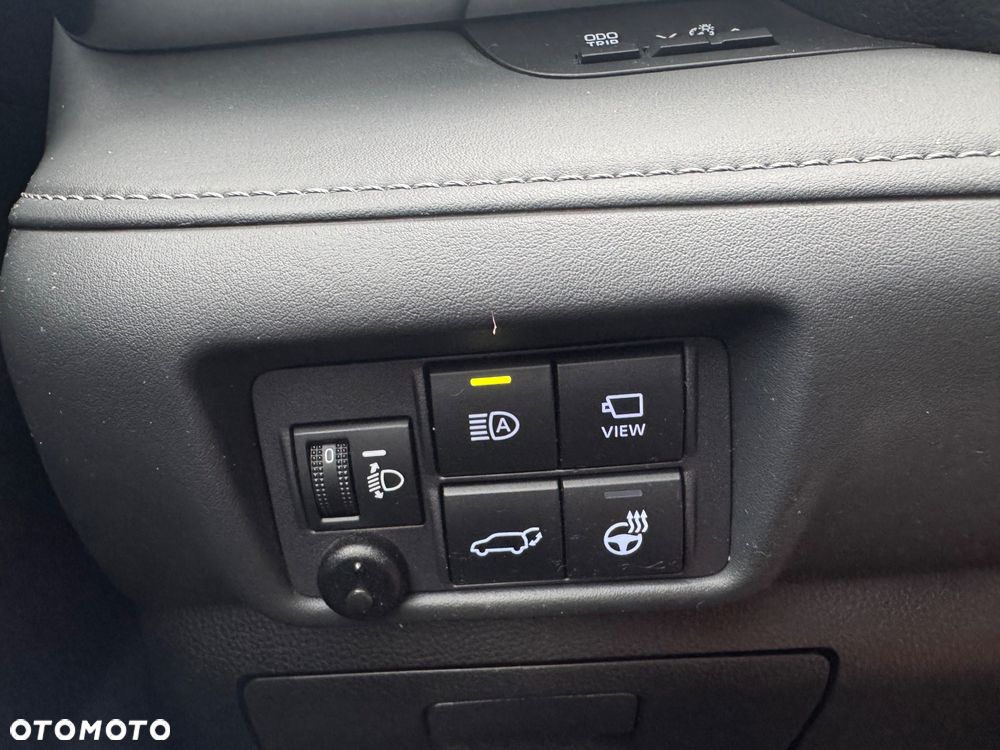Toyota Highlander 2.5 Hybrid Executive - 28
