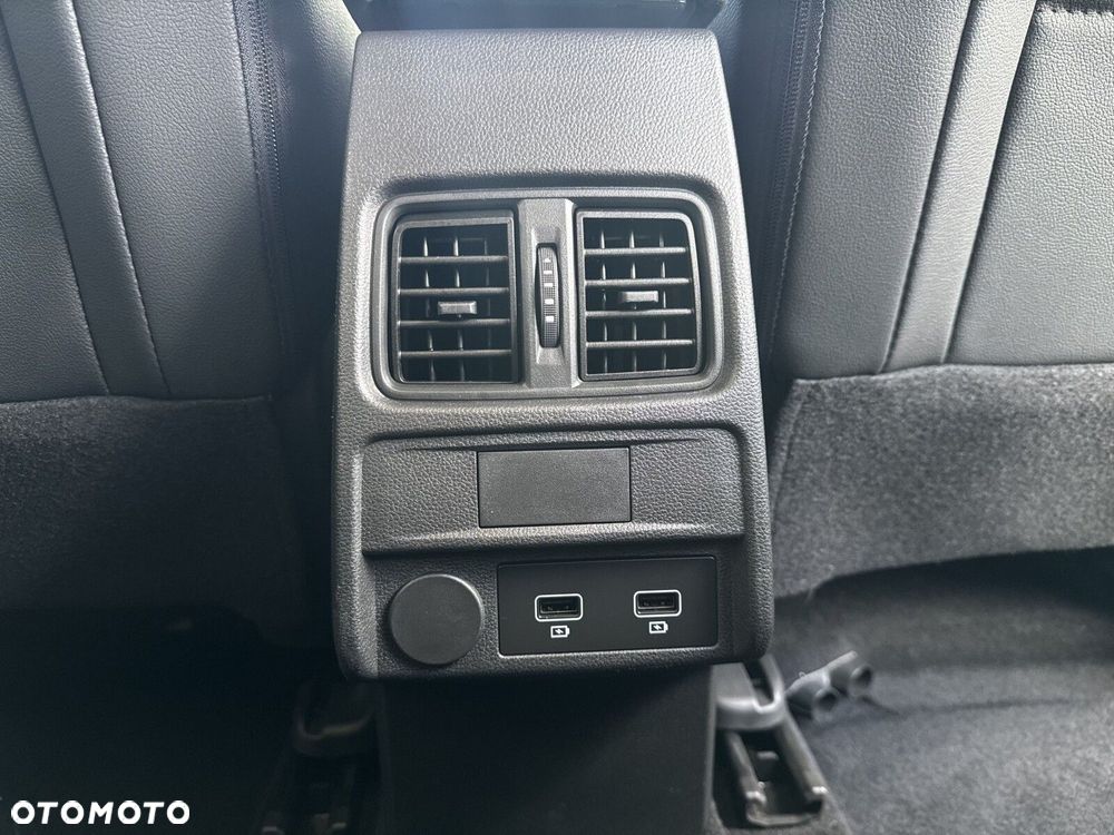 Renault Arkana 1.6 E-TECH Intens MMT - 15