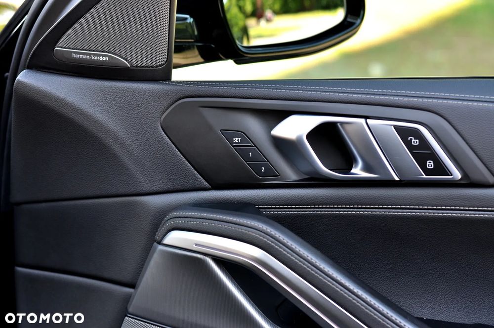 BMW X6 - 21