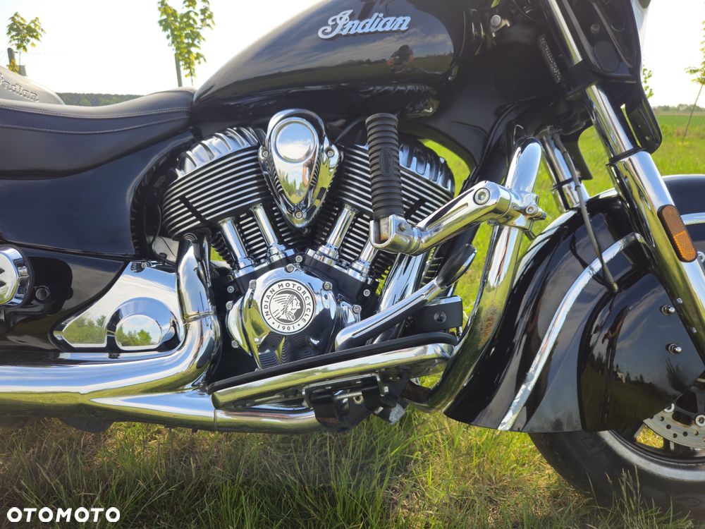 Indian Roadmaster - 14