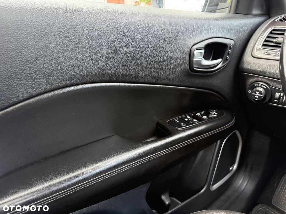Jeep Compass 1.3 T-GDI I4 Automatik S - 17