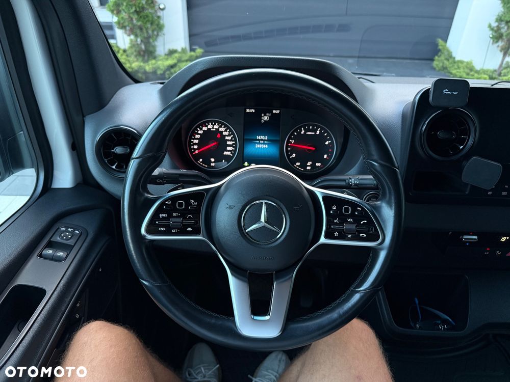 Mercedes-Benz Sprinter 316 - 18