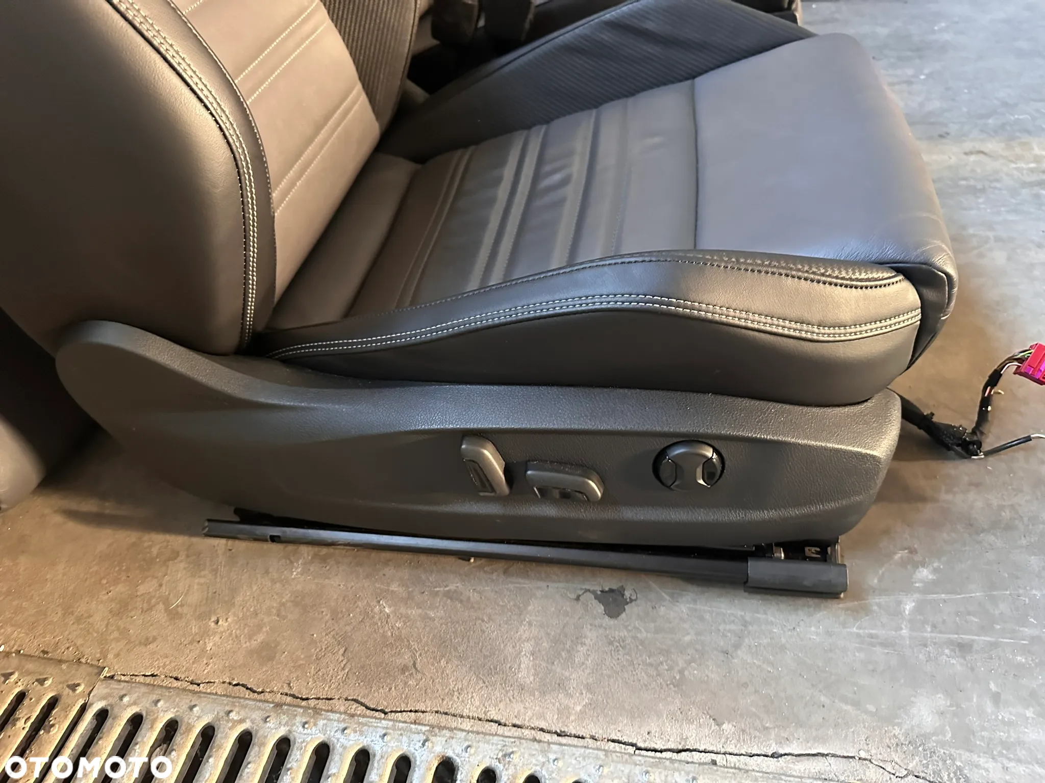 Fotele Kanapy VW Passat B8 Sedan R-line - 10