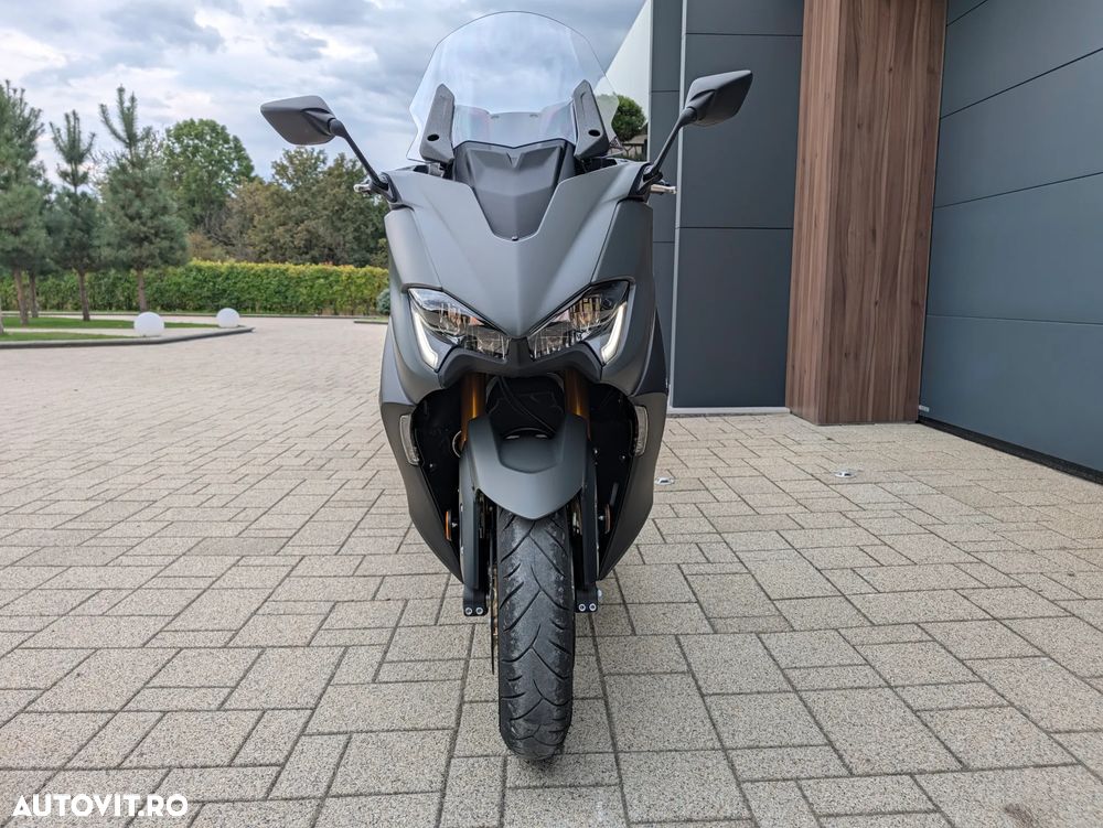 Yamaha TMAX 560 - 15
