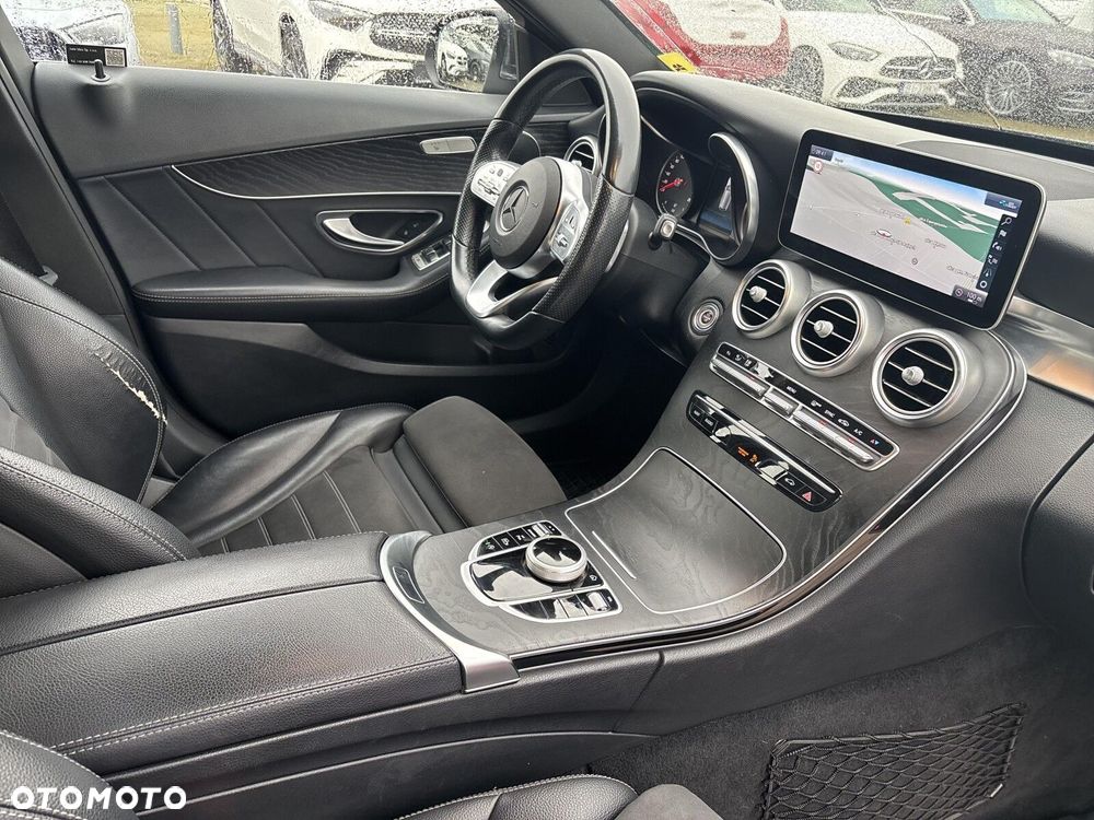 Mercedes-Benz Klasa C 200 4MATIC 9G-TRONIC - 13