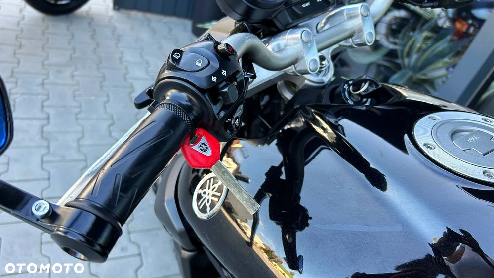 Yamaha MT - 10