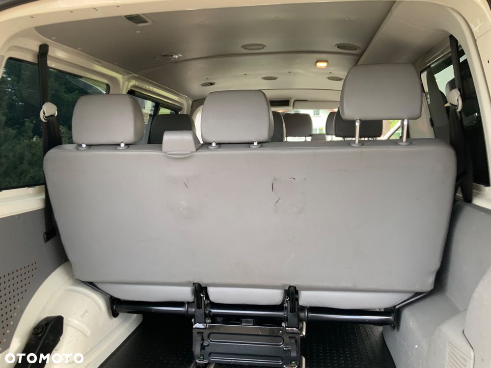 Volkswagen Transporter - 19