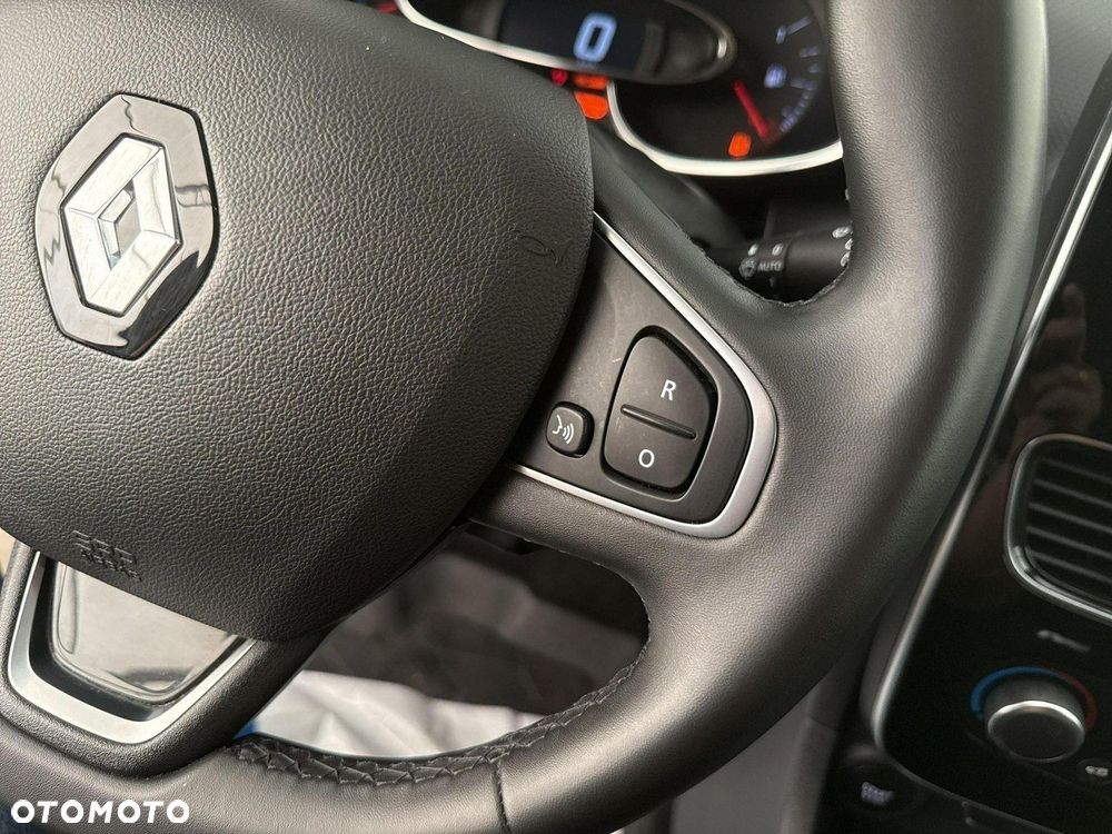 Renault Clio - 27