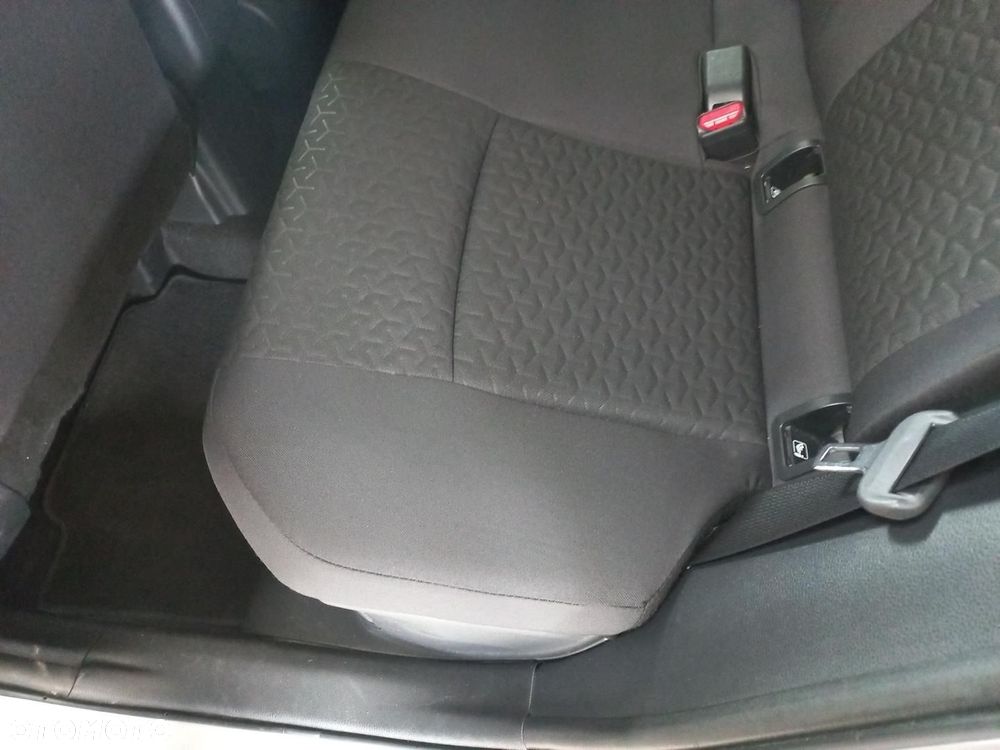 Toyota Yaris Cross Hybrid 1.5 Comfort 4x4 - 10