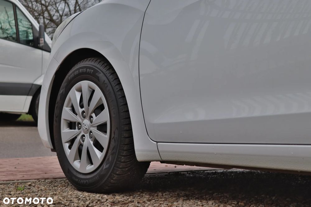 Hyundai i30 blue 1.4 Trend - 14