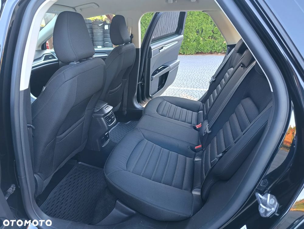 Ford Mondeo 2.0 EcoBlue Business Edition - 23