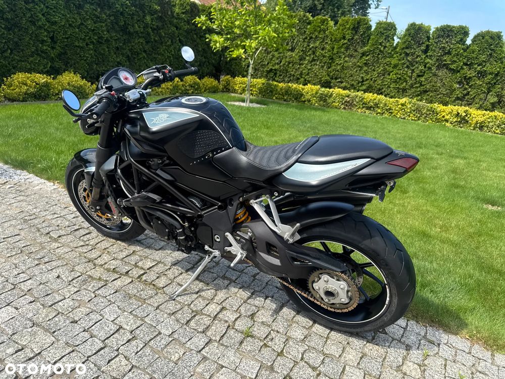 MV AGUSTA Brutale - 16
