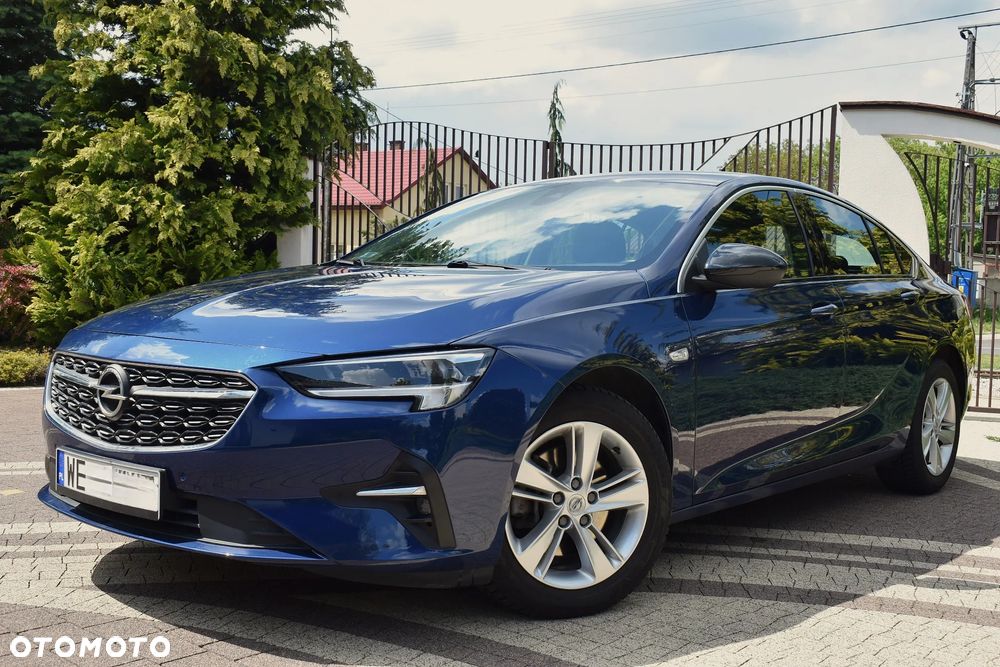 Opel Insignia 2.0 CDTI Elegance S&S - 10