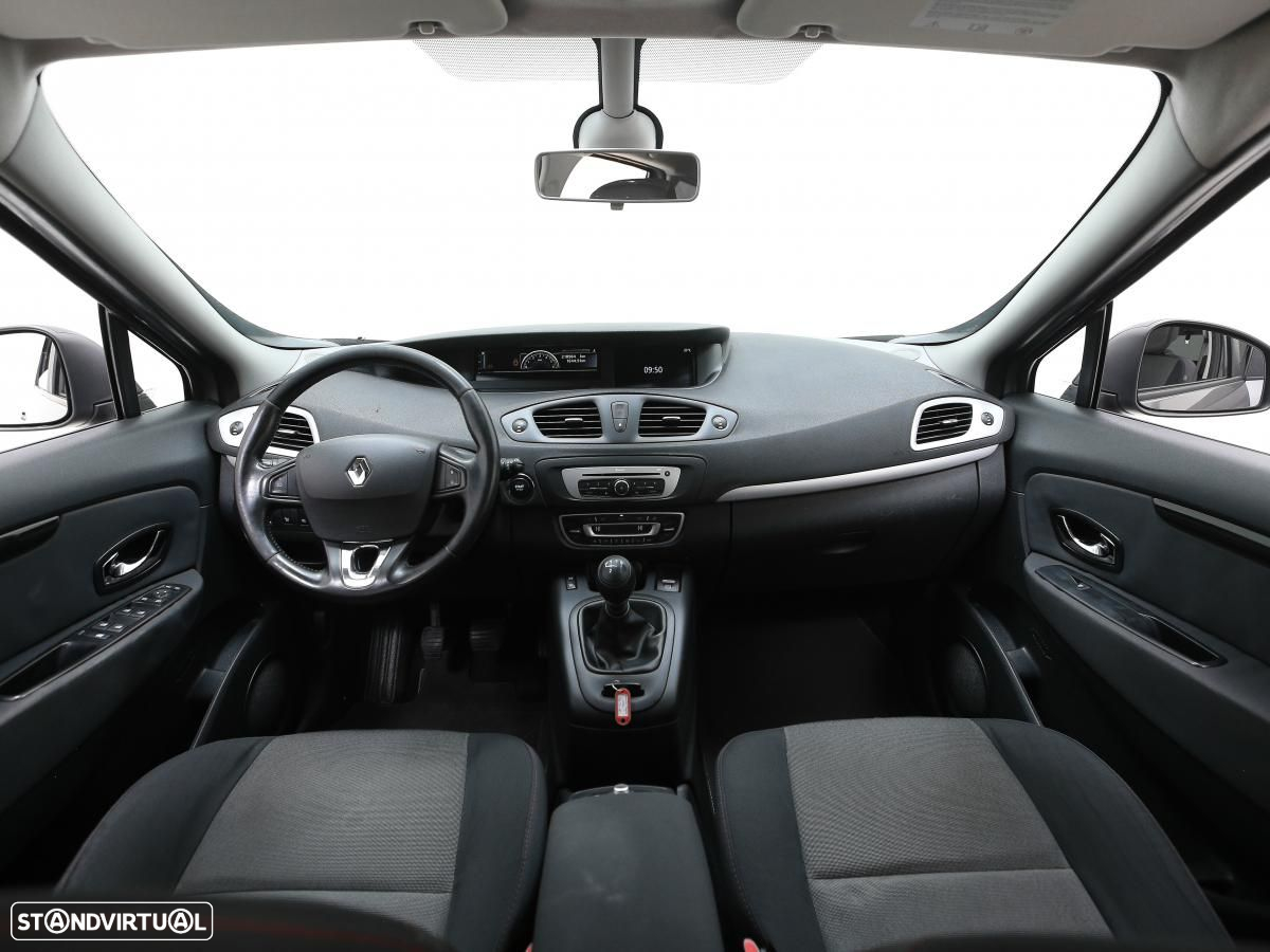 Renault Mégane Scénic - 5