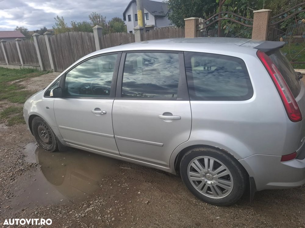 Ford C-Max - 12