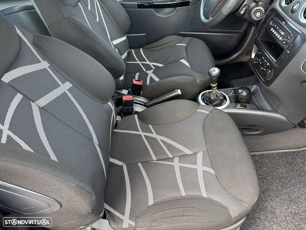 Citroën C2 1.4 HDi VTR Airdream - 16