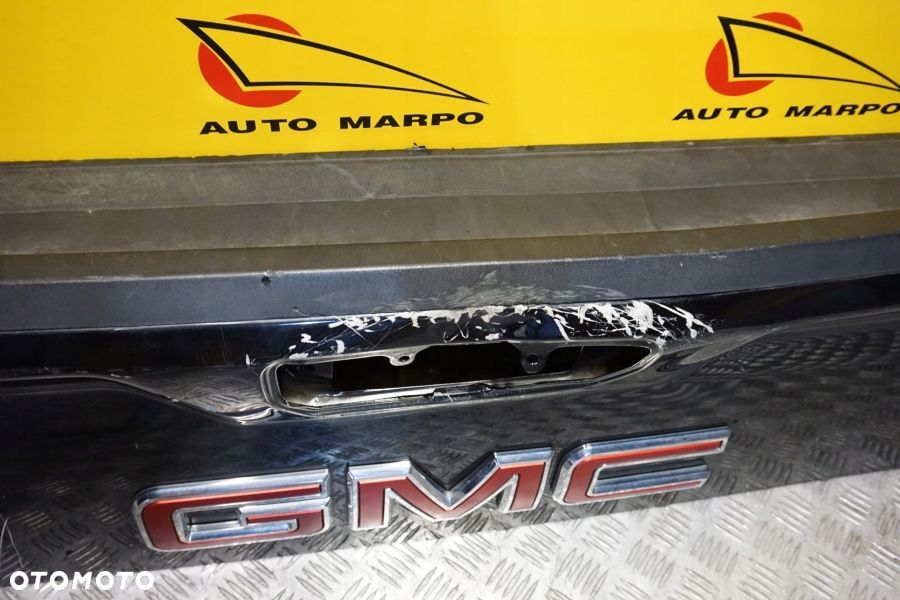 GMC SIERRA 2019 - 2024 Klapa Tylna Bagażnik Burta Tył Górna USA - 3