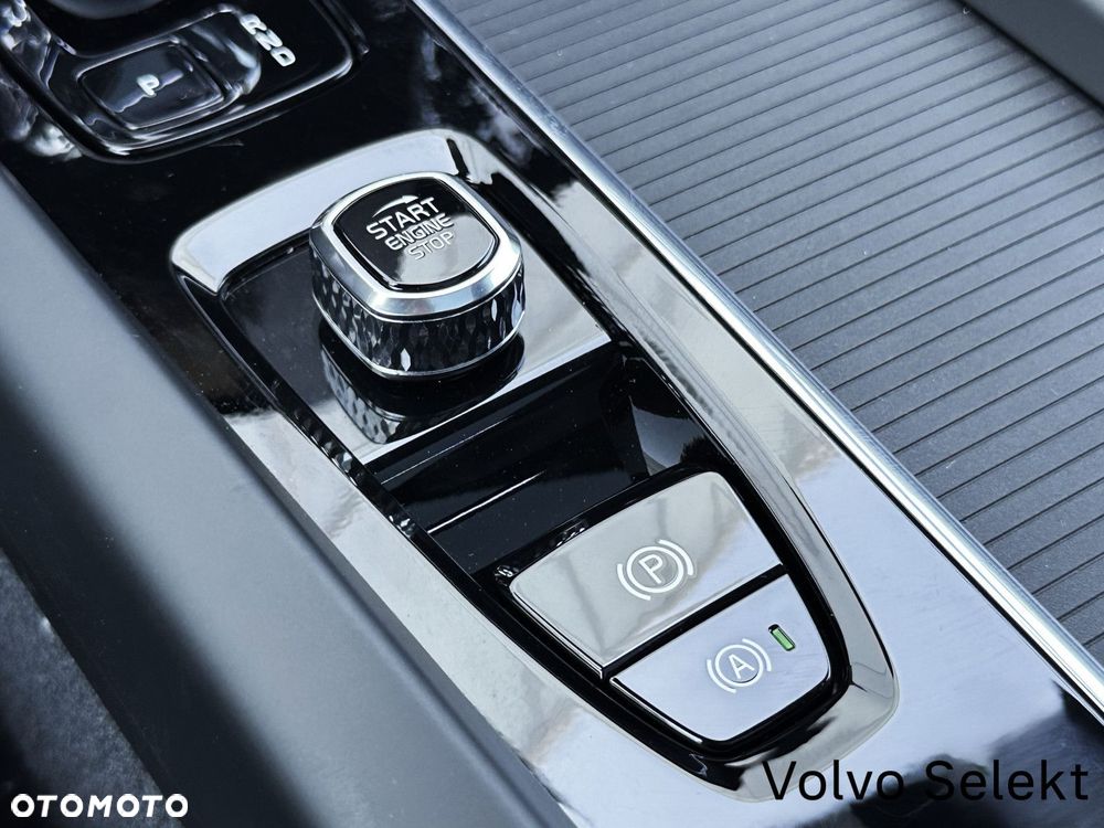Volvo XC 60 - 22