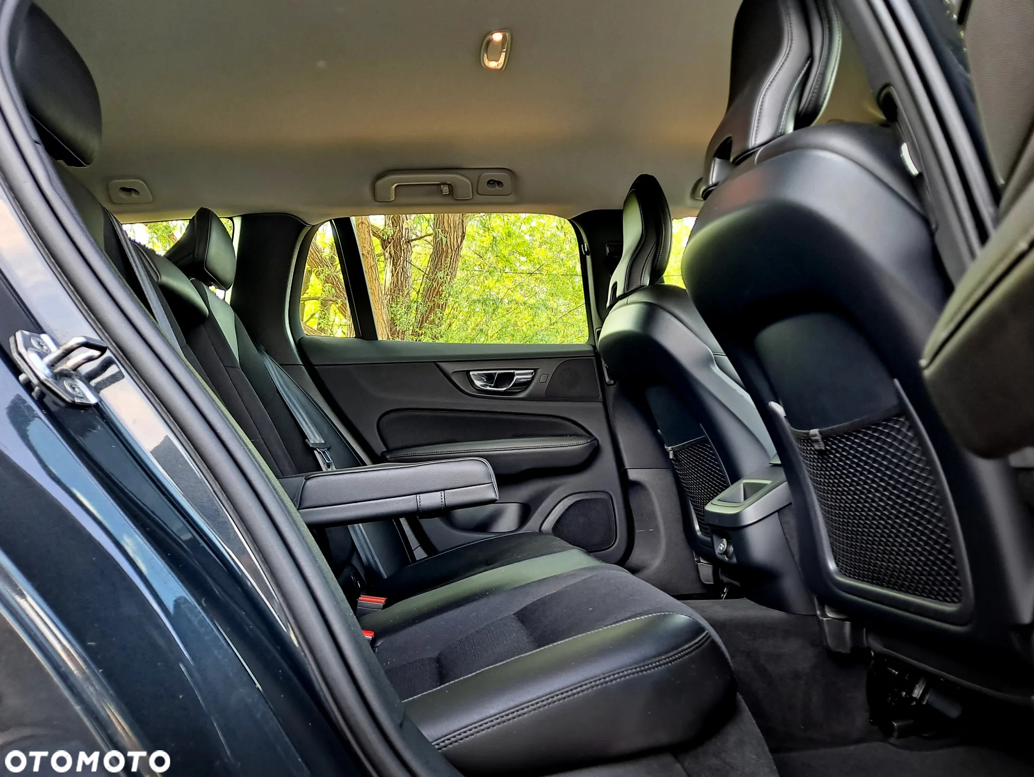 Volvo V60 T4 Geartronic Momentum Pro - 7