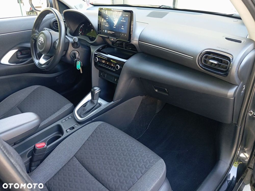 Toyota Yaris Cross Hybrid 1.5 Comfort - 12