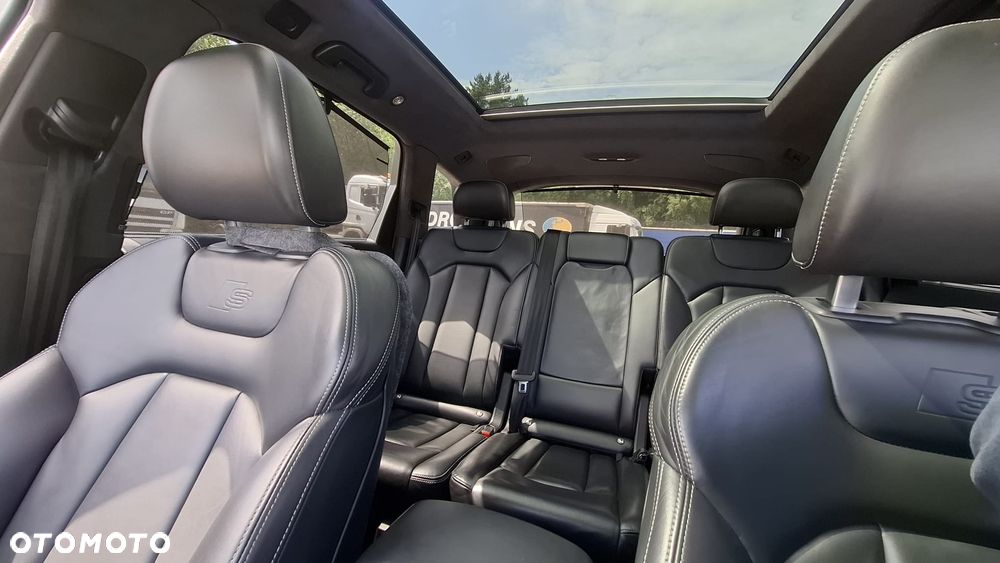 Audi Q7 - 15