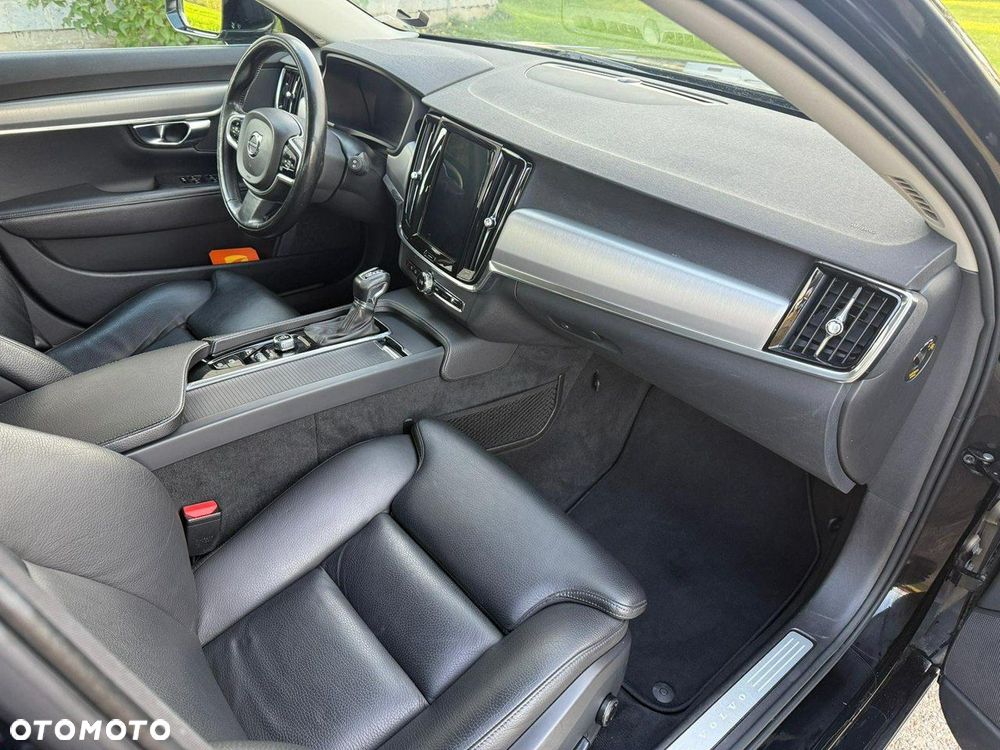 Volvo V90 - 10