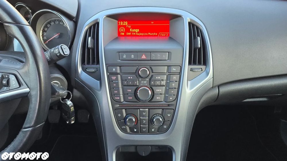 Opel Astra - 16