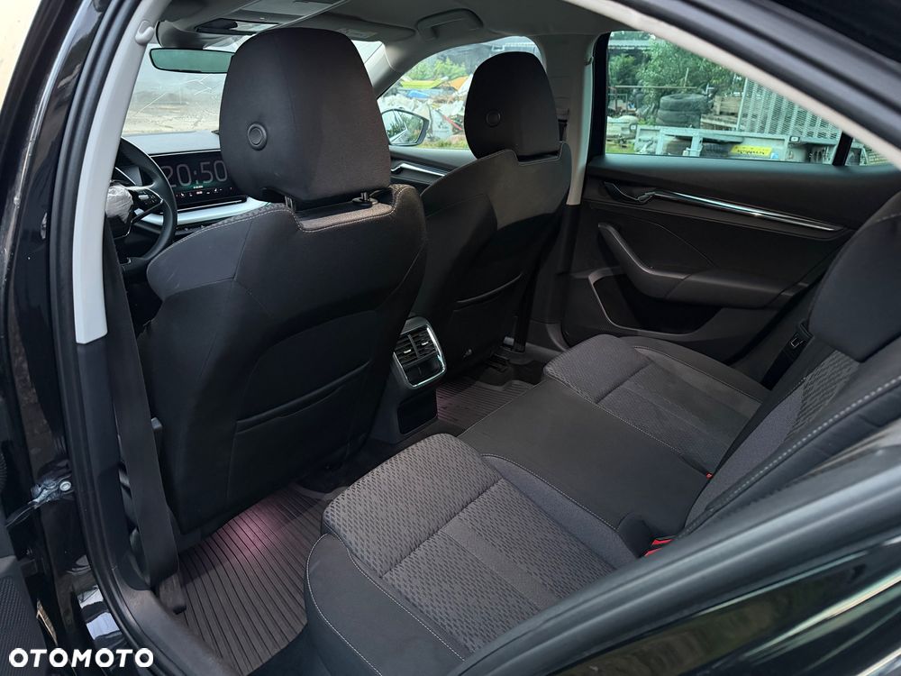 Skoda Octavia 2.0 TDI Business DSG - 15