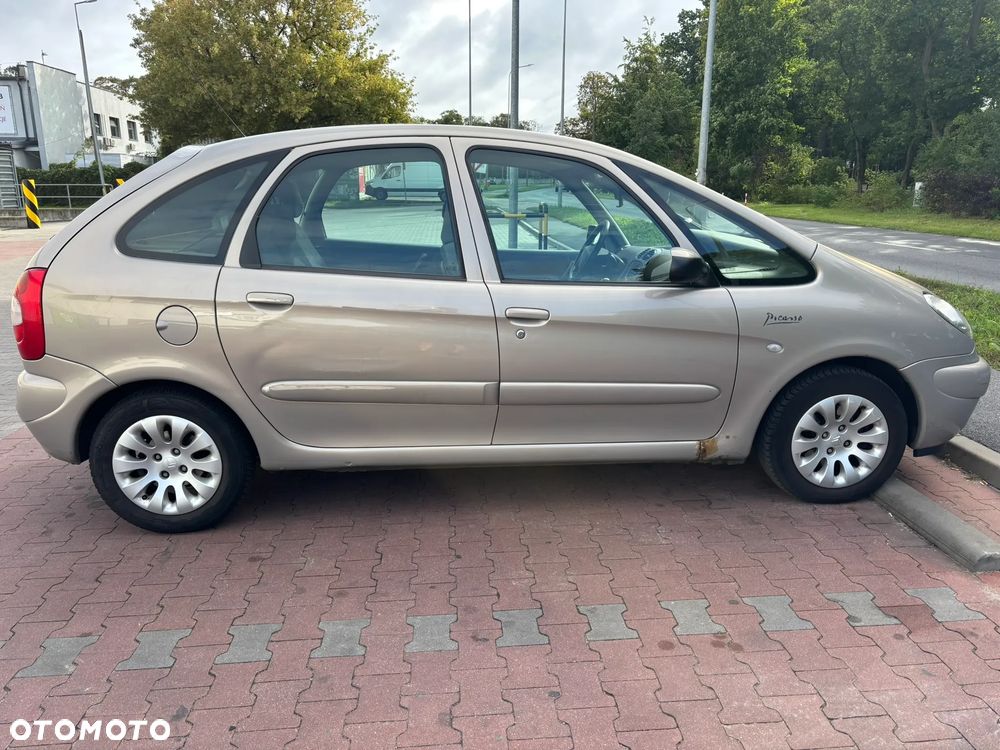 Citroën Xsara Picasso 2.0 Automatik Exclusive - 2