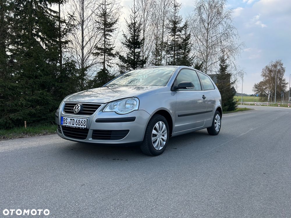 Volkswagen Polo 1.4 16V Sportline - 2