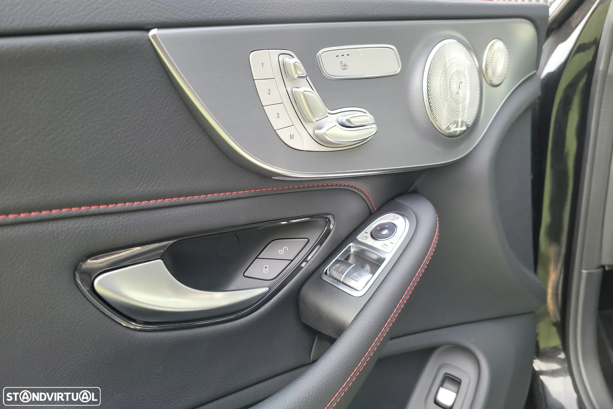 Mercedes-Benz C 300 d AMG Line - 13