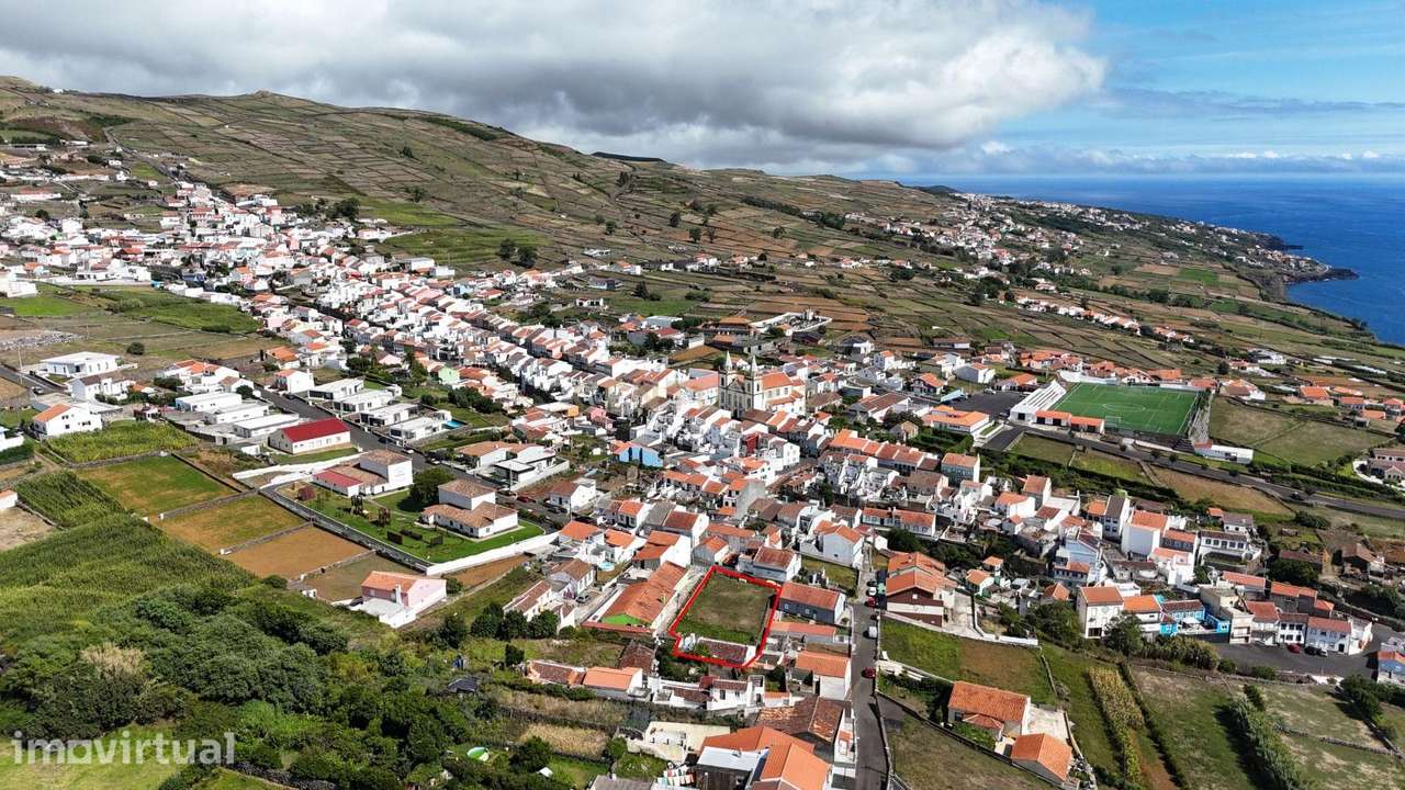 Moradia na Ribeirinha, Angra do Heroísmo - Grande imagem: 4/19