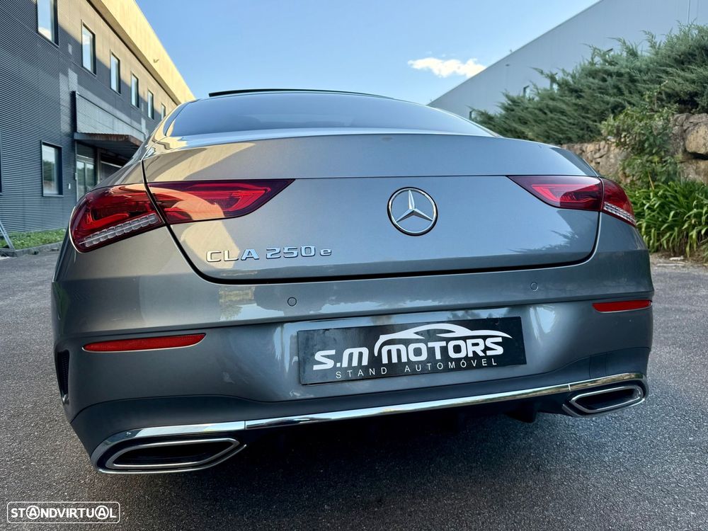 Mercedes-Benz CLA 250 e AMG Line - 5