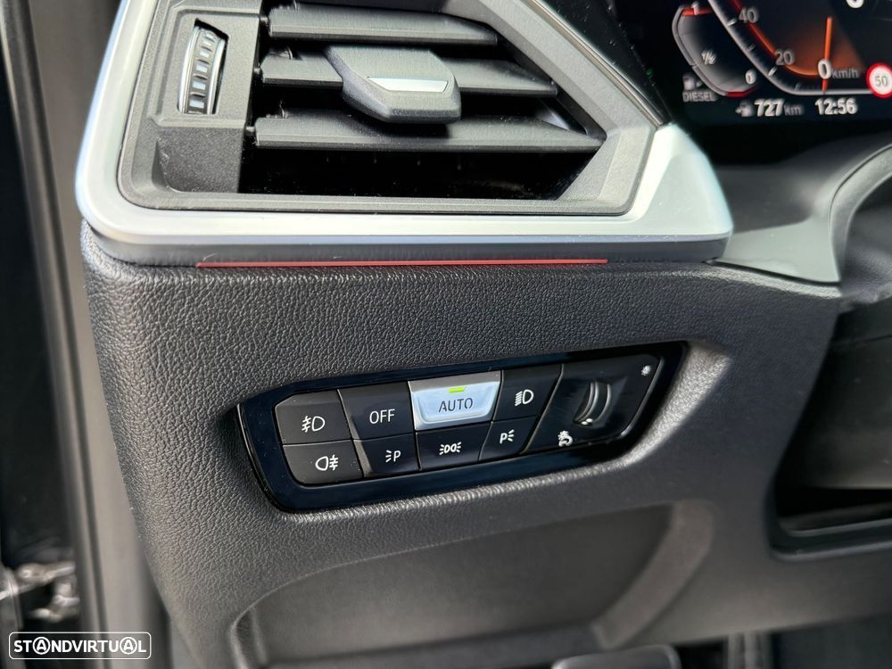 BMW 420 d Desportiva M Auto - 29