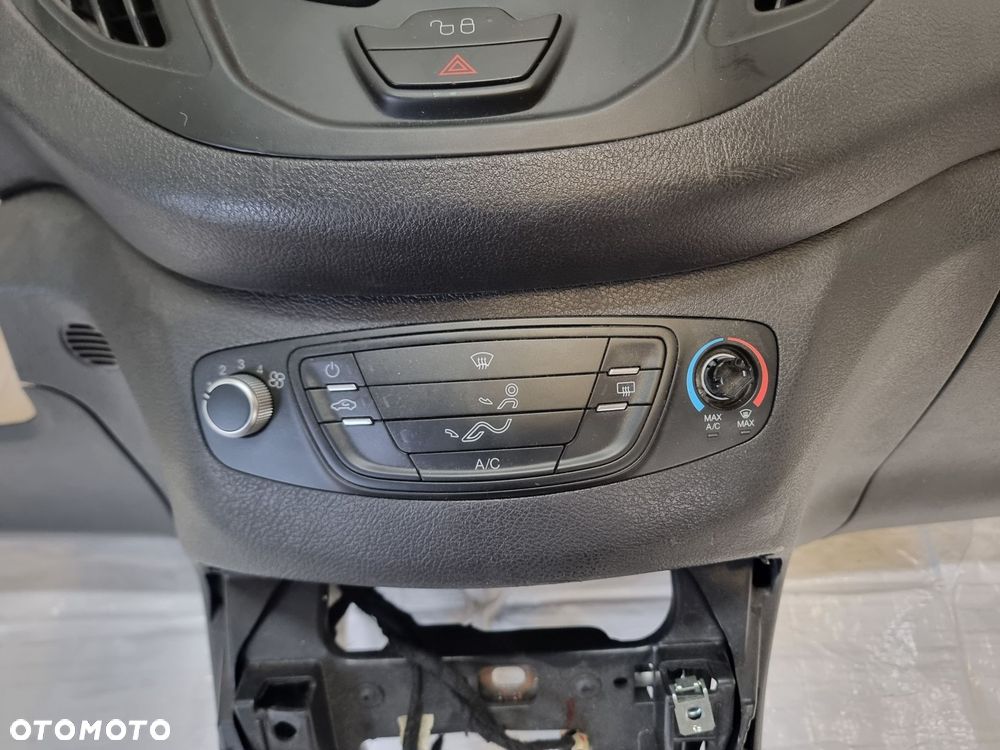 DESKA ROZDZIELCZA KONSOLA KOKPIT EU FORD TRANSIT COURIER 14-23 - 8