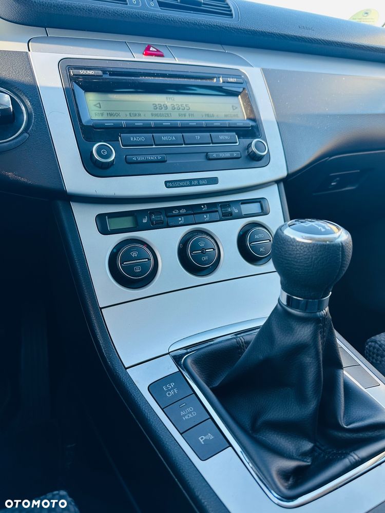 Volkswagen Passat 1.8 TSI Individual - 7