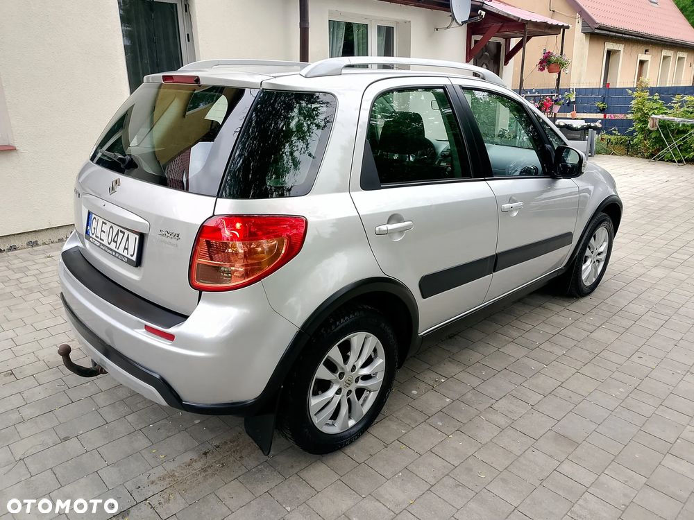 Suzuki SX4 1.6 VVT 4x2 Comfort - 4