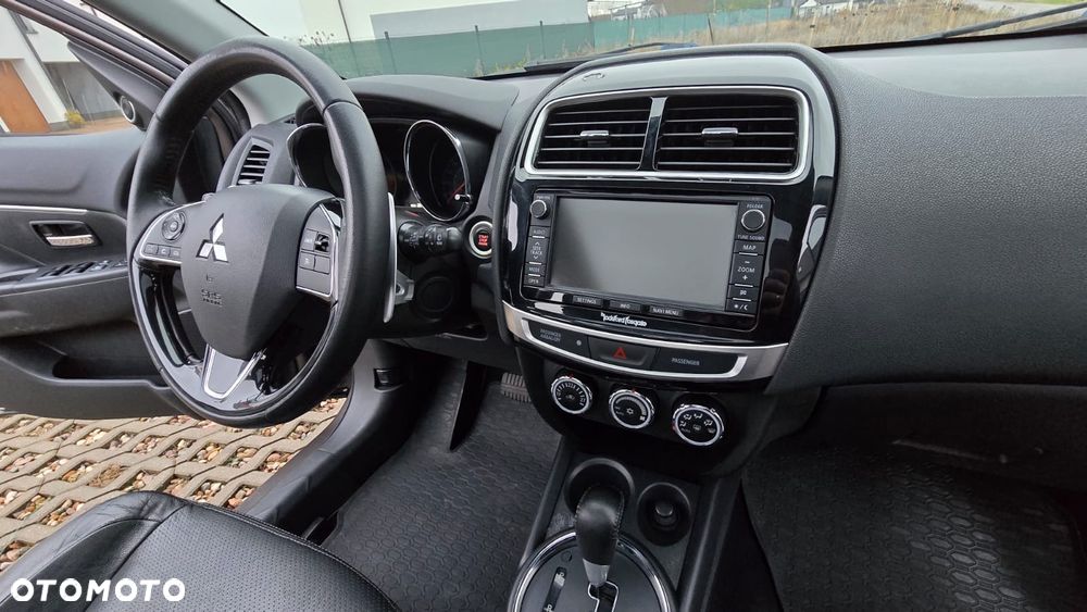 Mitsubishi ASX 2.2 DI-D 4WD Automatik Diamant Edition+ - 17