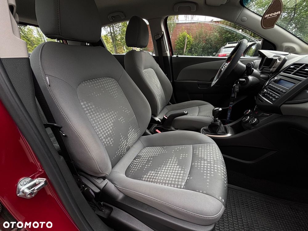 Chevrolet Aveo - 13